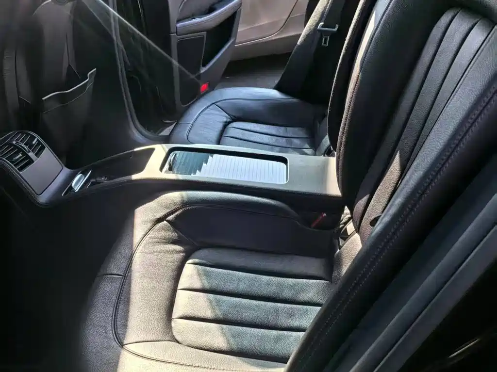 Mercedes-Benz CLS — миниатюра 5