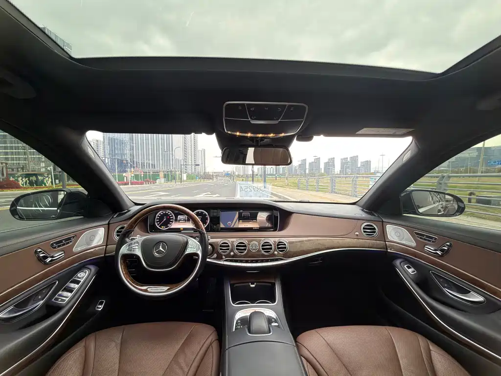 Mercedes-Benz S-Class — миниатюра 16