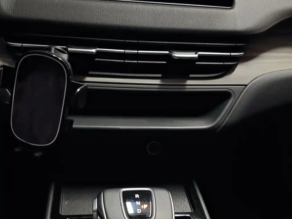 Hongqi E-QM5 2024 560km PLUS
