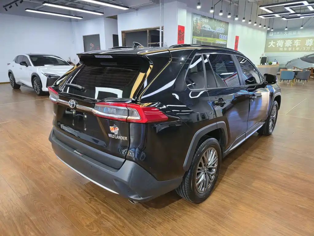 Toyota Wildlander — миниатюра 5