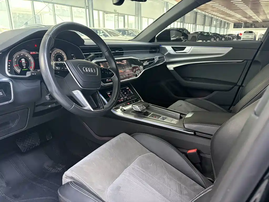 Audi A6L — миниатюра 10