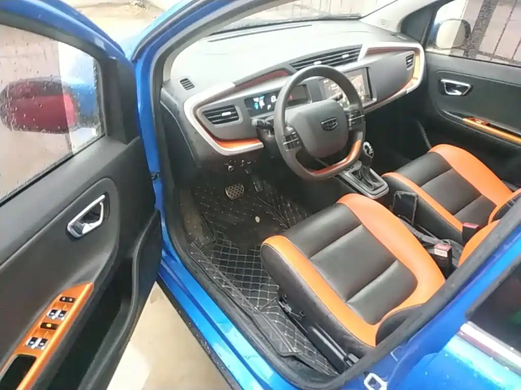 Geely Vision X1 — миниатюра 16