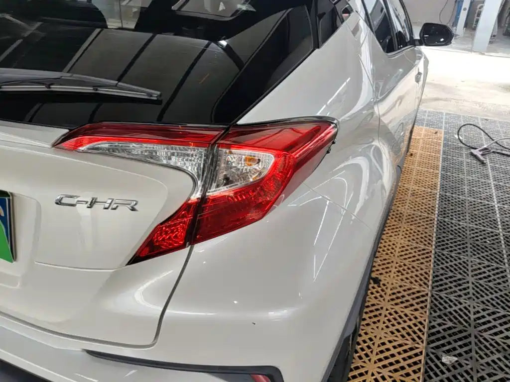 Toyota C-HR — миниатюра 8