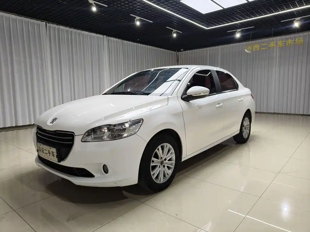 Peugeot 301 2017