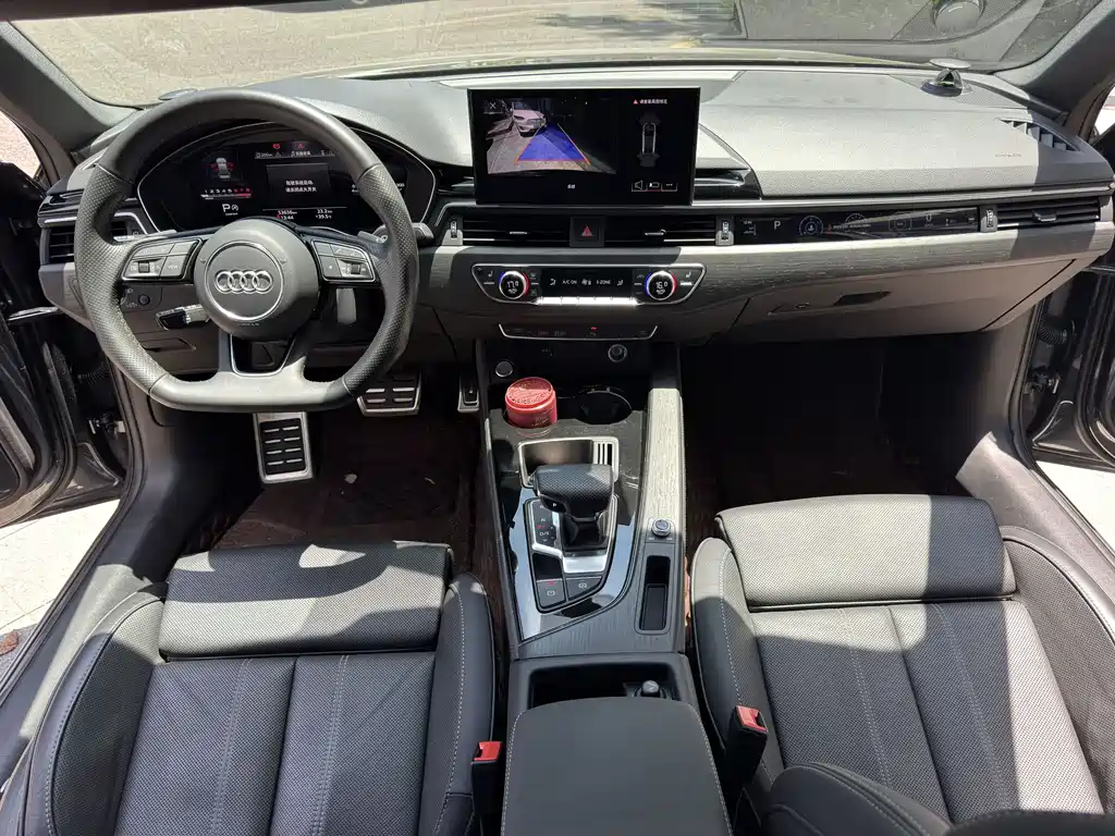 Audi A4L 2024 40 TFSI Luxury
