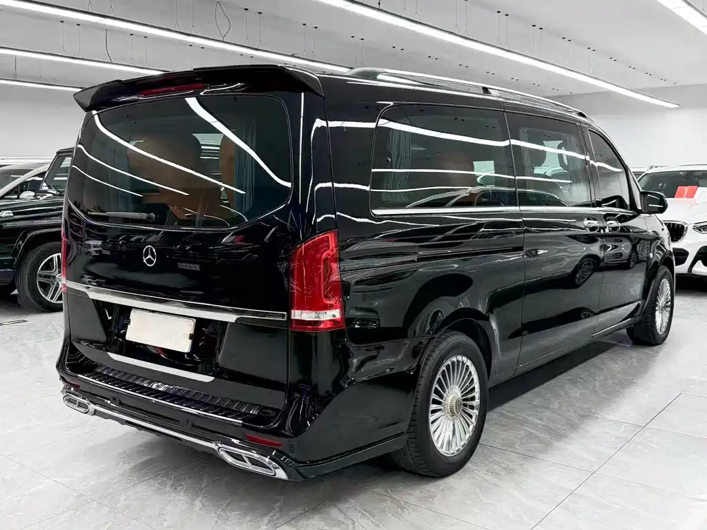 Mercedes-Benz Vito — миниатюра 6