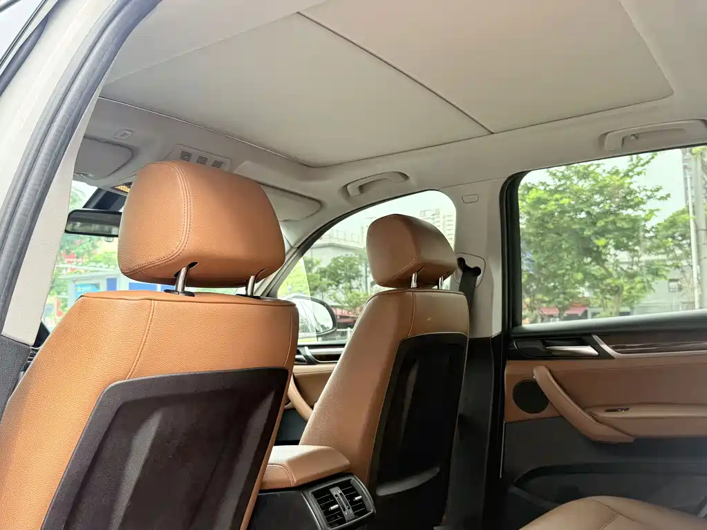 BMW X3 (Import) — миниатюра 11