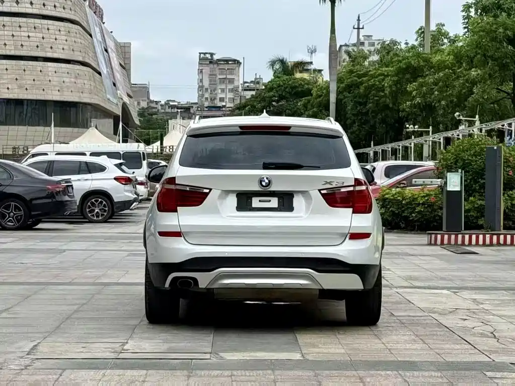 BMW X3 (Import) — миниатюра 2