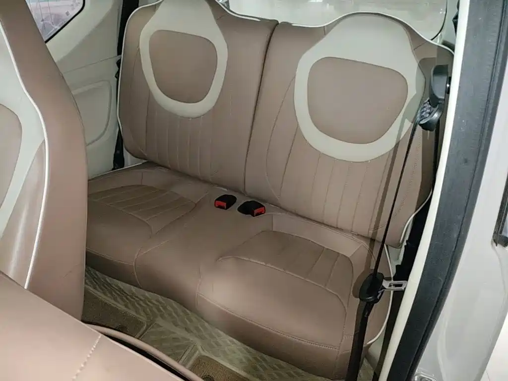 Wuling MINIEV — миниатюра 17