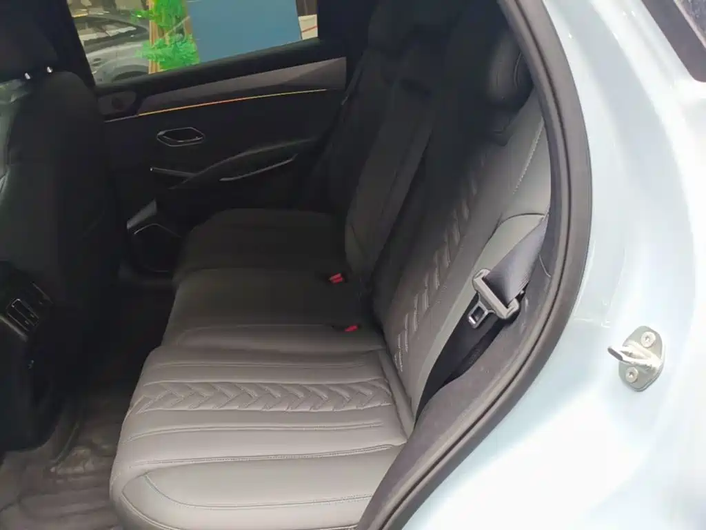 BYD L DM-i — миниатюра 17