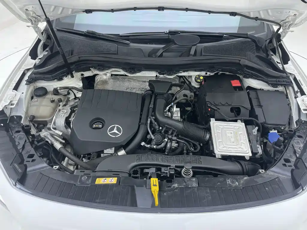 Mercedes-Benz GLA — миниатюра 30