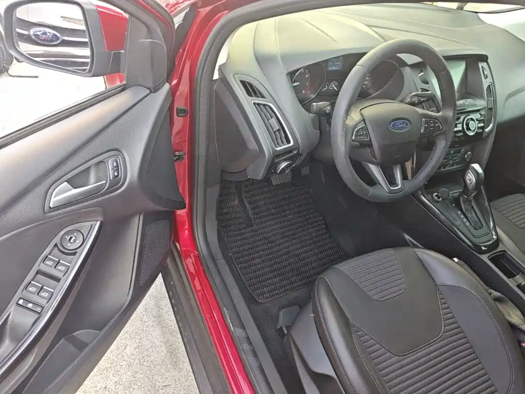 Ford Focus — миниатюра 16