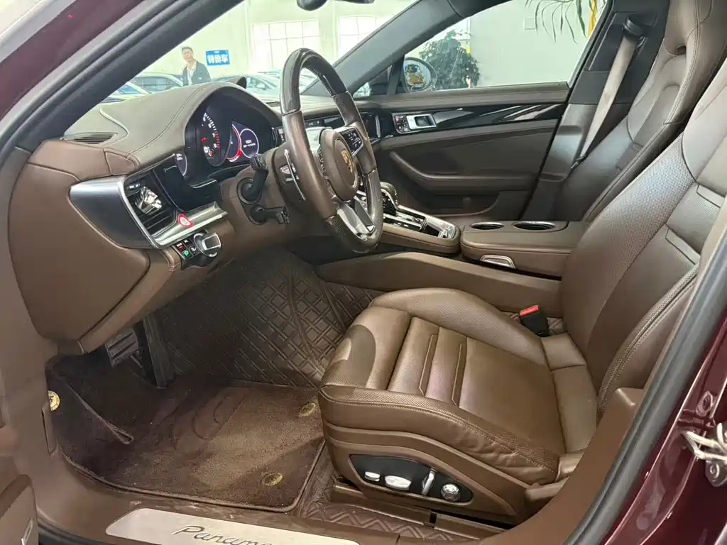 Porsche Panamera — миниатюра 5