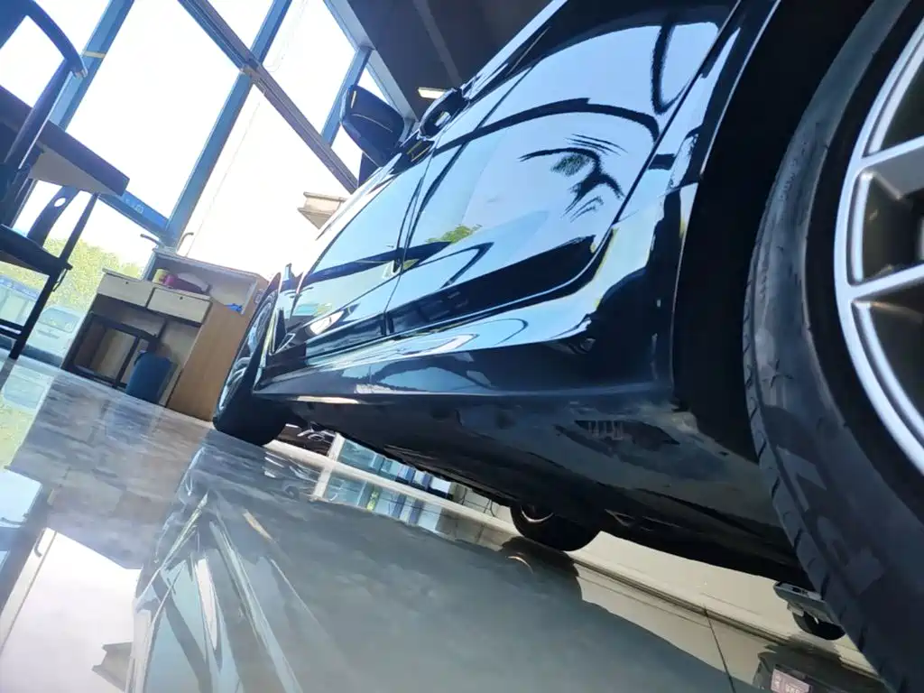 BMW 5 Series (Import) — миниатюра 22
