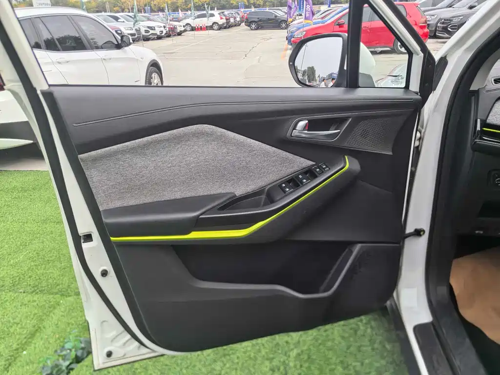 CHANGAN NEW ENERGY E PRO