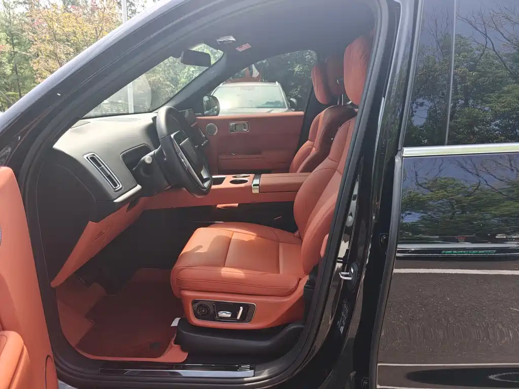 Li Auto Li L8 — миниатюра 4