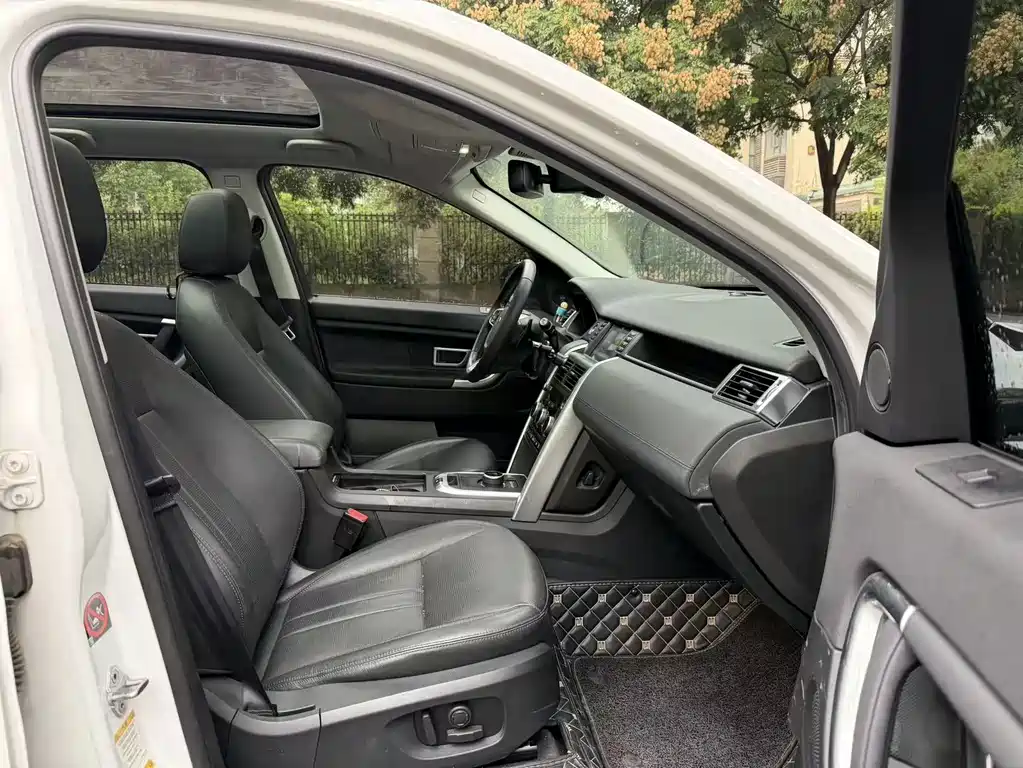 Land Rover Discovery Sport — миниатюра 7