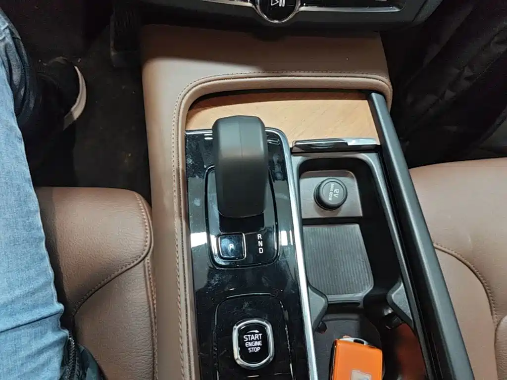 Volvo S90 — миниатюра 14