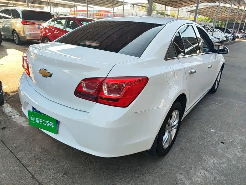 Chevrolet Cruze — миниатюра 7