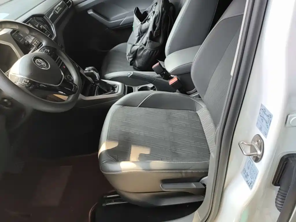 Volkswagen T-Cross — миниатюра 15
