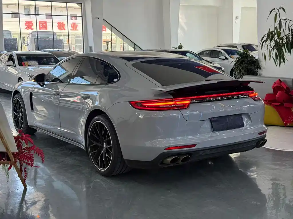 Porsche Panamera — миниатюра 9