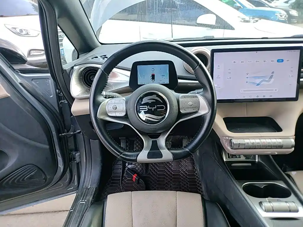 BYD Dolphin — миниатюра 11