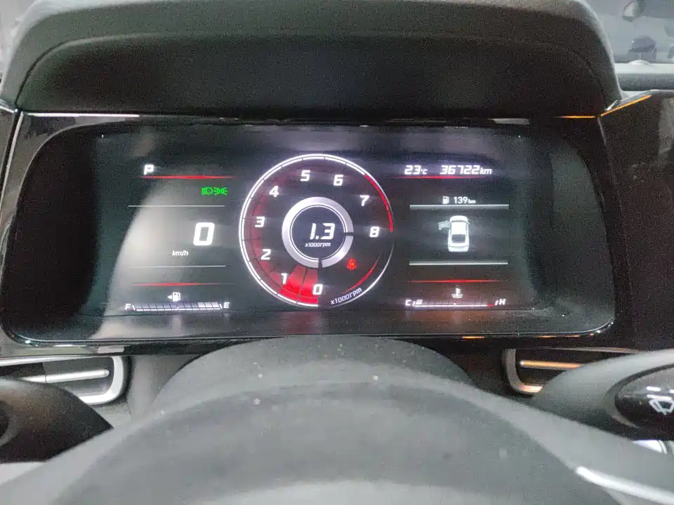 Hyundai Elantra — миниатюра 8