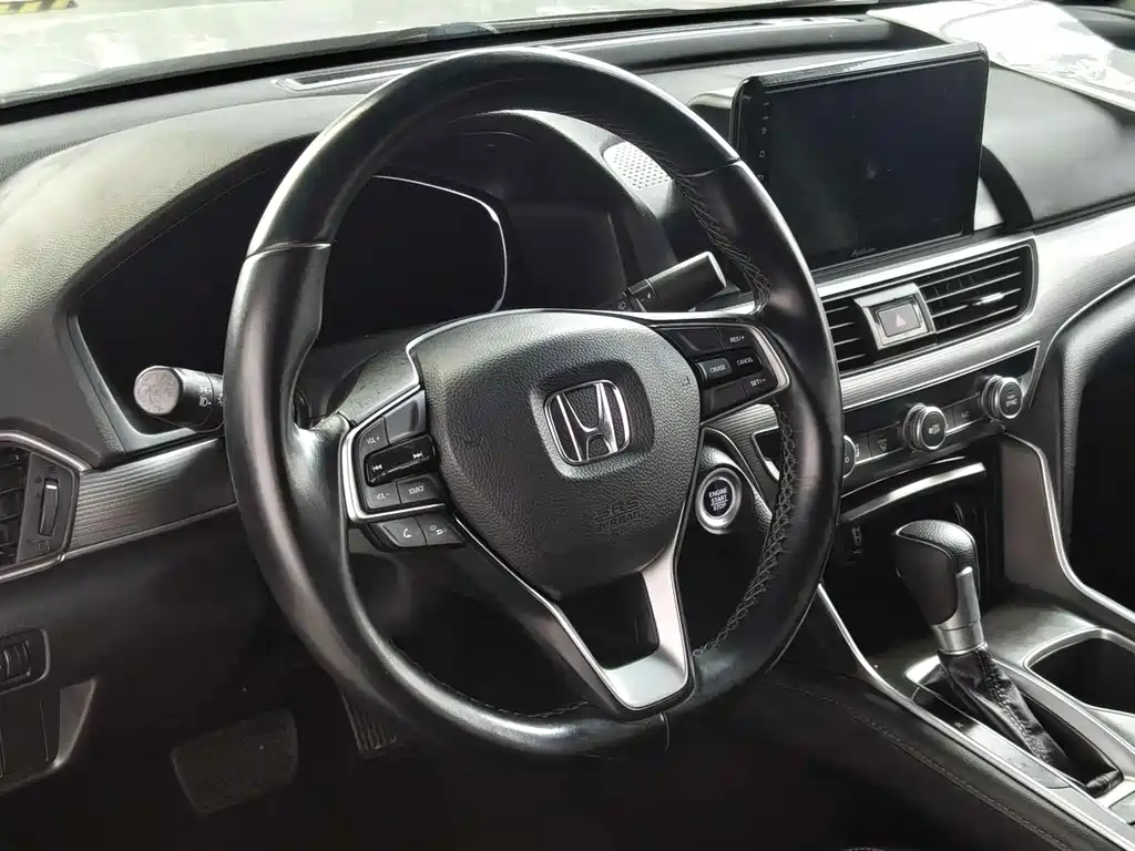 Honda Accord — миниатюра 8