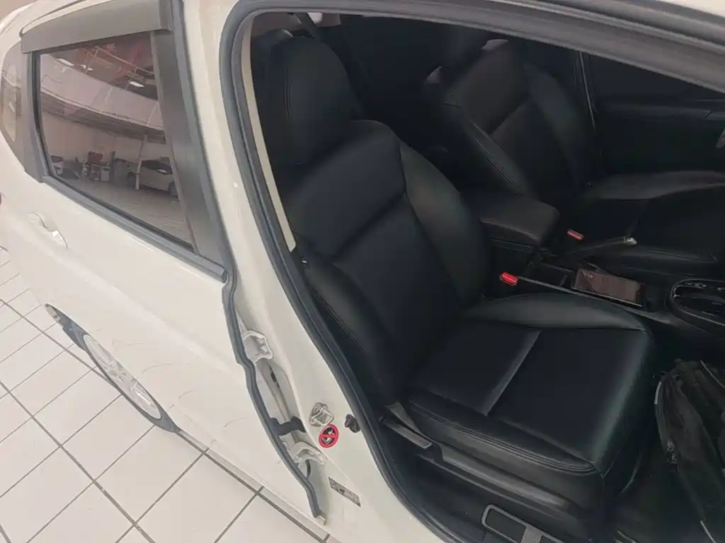 Honda Fit — миниатюра 25