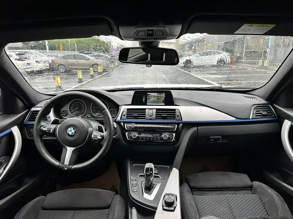 BMW 3 Series — миниатюра 13