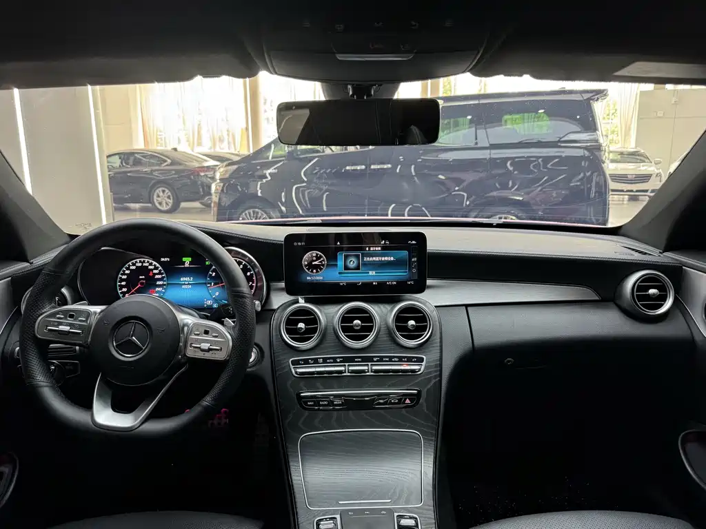 Mercedes-Benz C-Class (Import) — миниатюра 15