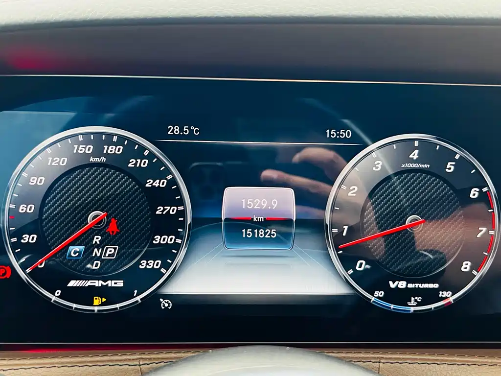 Mercedes-Benz S-Class — миниатюра 6