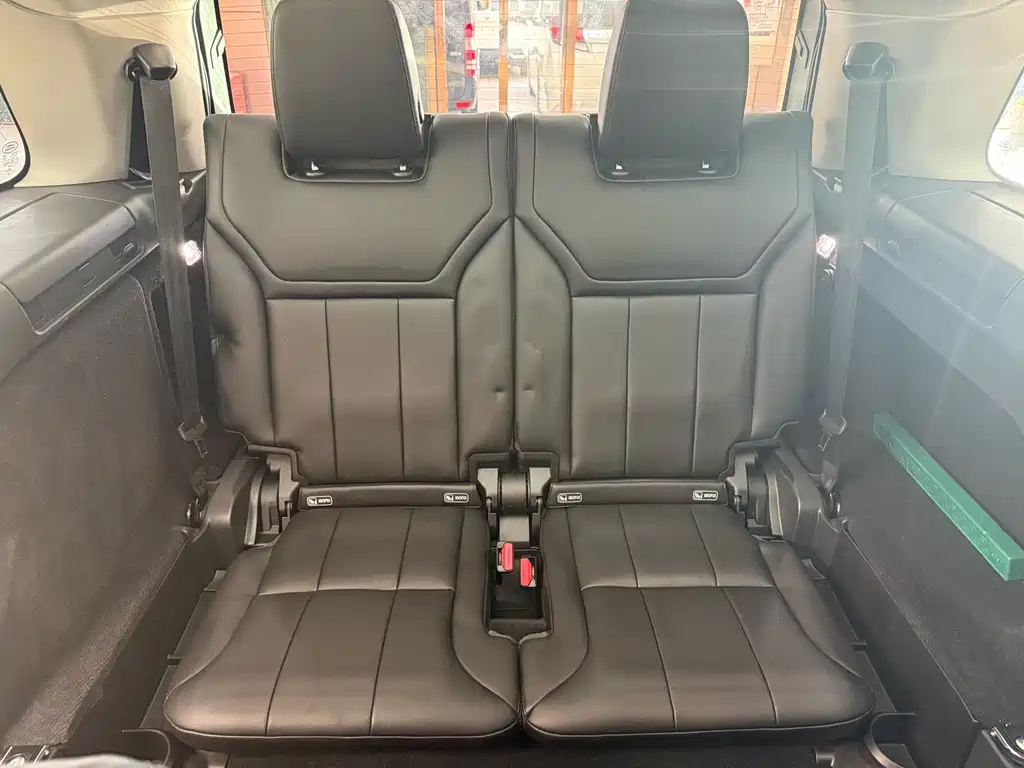Land Rover Discovery — миниатюра 22