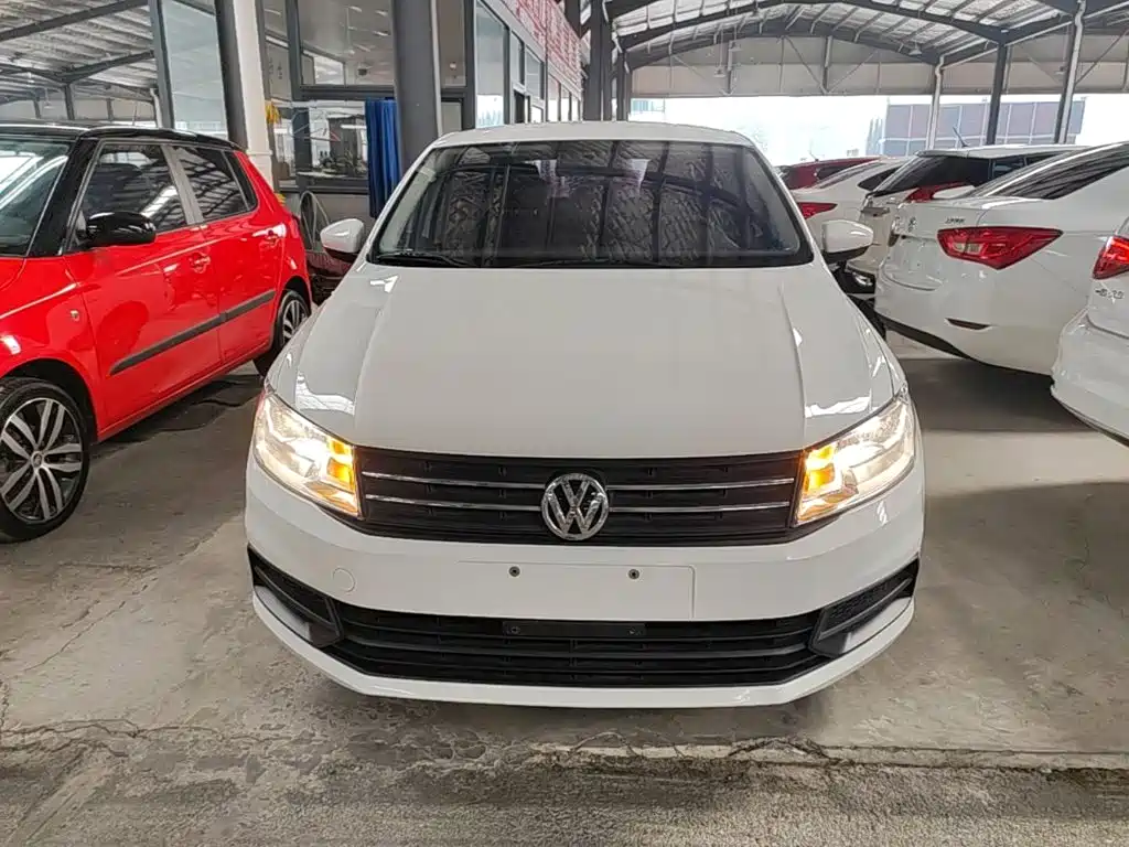 Volkswagen Santana — миниатюра 3