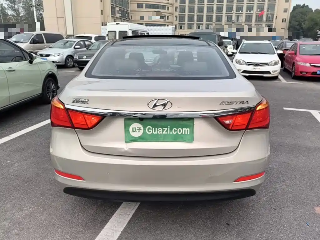 Hyundai Mistra — миниатюра 6