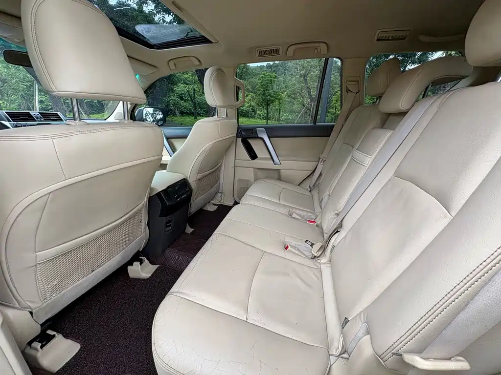 Toyota Prado (Import) — миниатюра 6