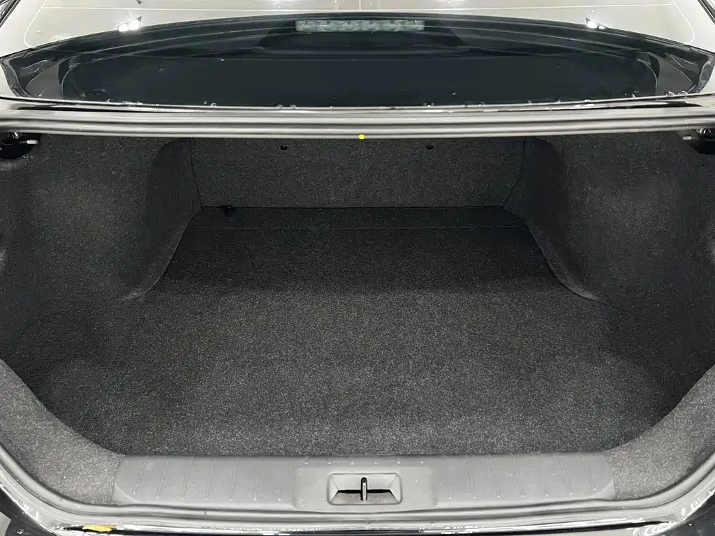 Nissan Sylphy — миниатюра 22