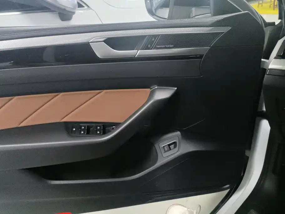 Volkswagen CC — миниатюра 7