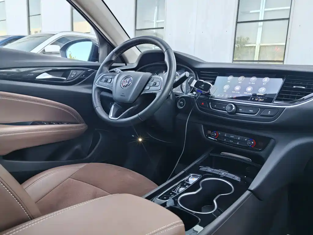Buick Regal — миниатюра 8