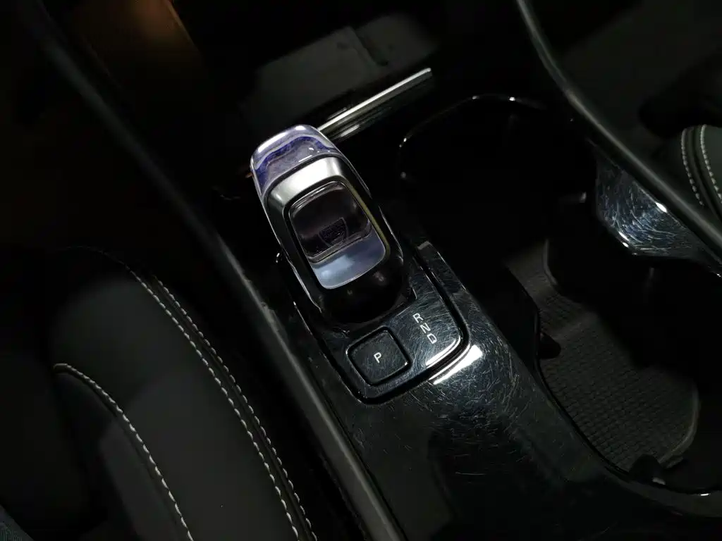 Volvo C40 — миниатюра 13