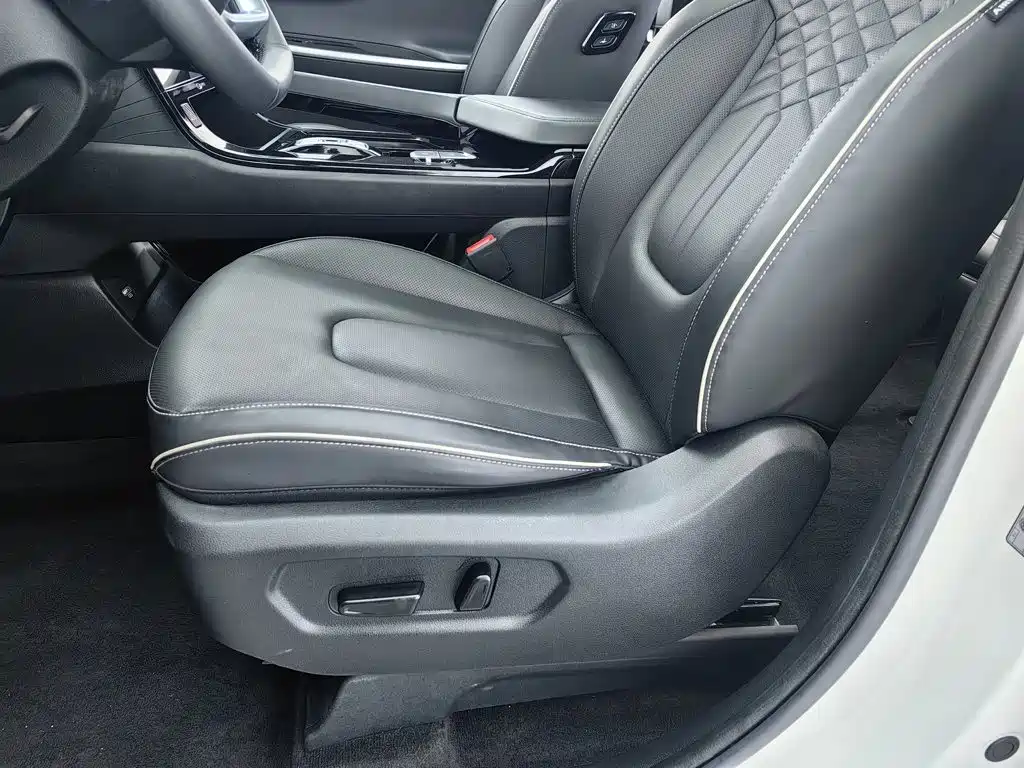 Hyundai Custo — миниатюра 20