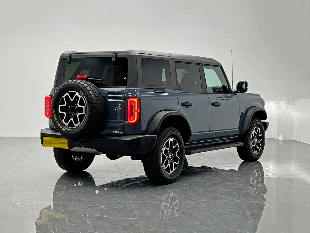 Ford Bronco — миниатюра 6