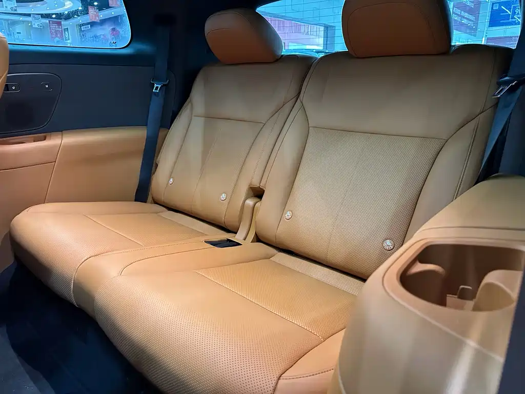 Li Auto Идеальный I8 — миниатюра 5