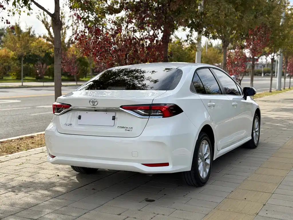 Toyota Corolla — миниатюра 20