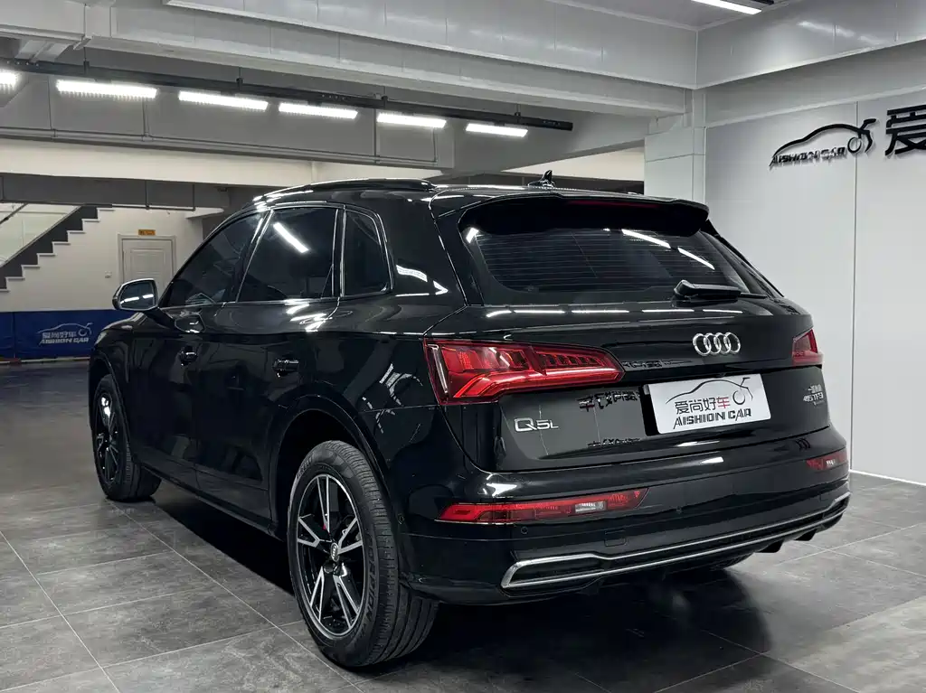 Audi Q5L — миниатюра 5