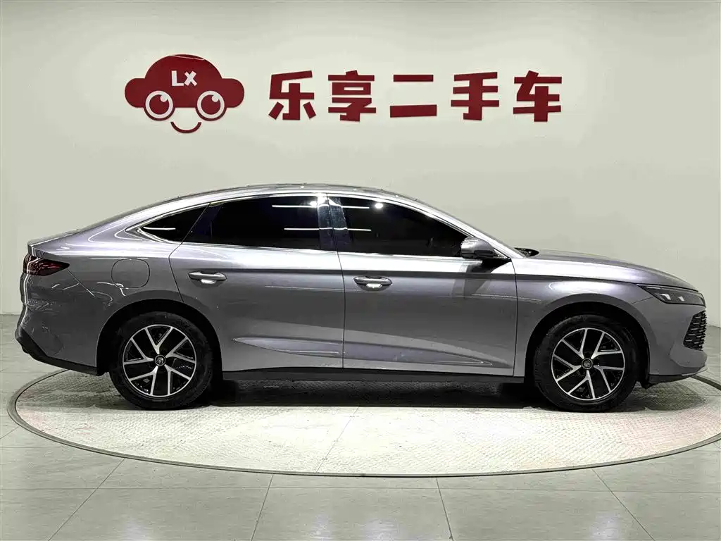 BYD Qin L — миниатюра 6
