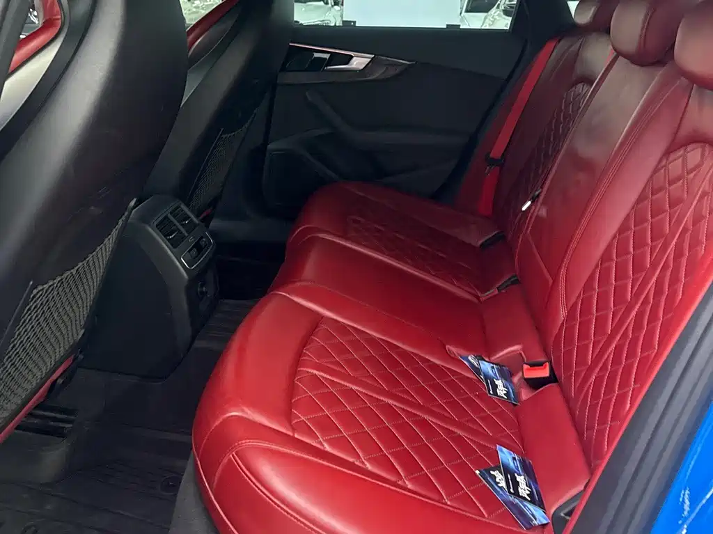 Audi S4 — миниатюра 5