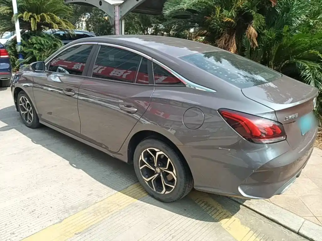 MG MG5 — миниатюра 5