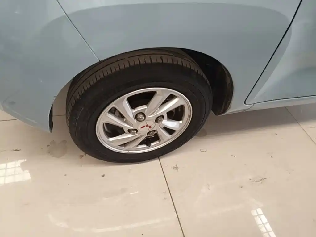 Wuling MINIEV — миниатюра 23