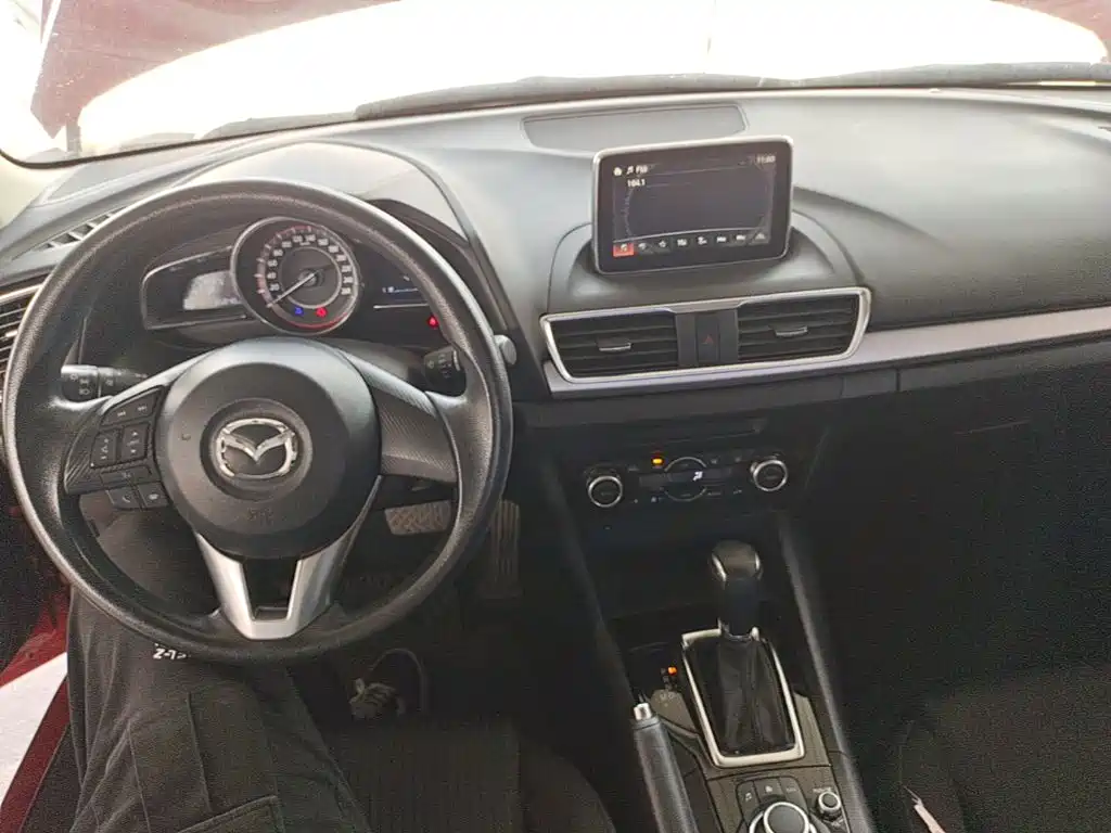 Mazda 3 Axela — миниатюра 10